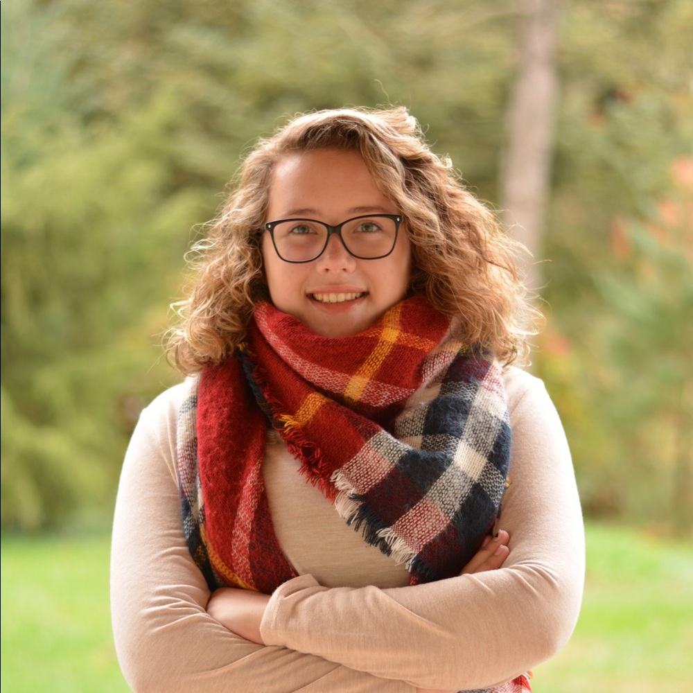 Meet your Posher, Carly